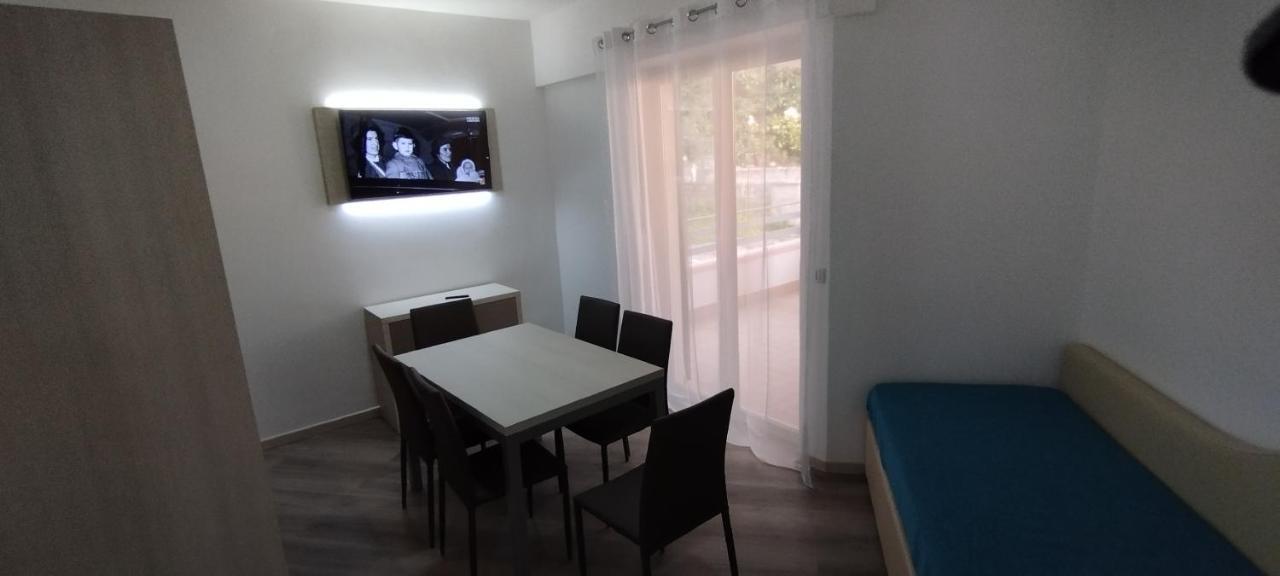 Appartamento Parco Urciuolo 奇雷拉 外观 照片