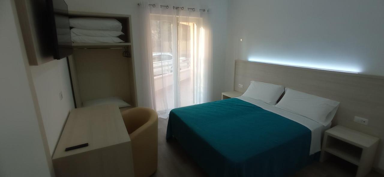 Appartamento Parco Urciuolo 奇雷拉 外观 照片